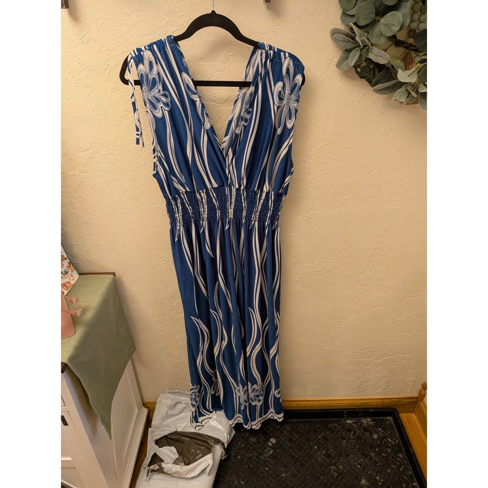 Jon and Anna Blue White Floral‎ Print V Neck Smocked Waist Maxi 3x